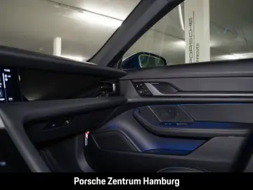 PORSCHE Taycan Head-Up InnoDrive Chrono Paket 21-Zoll