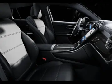 MERCEDES-BENZ GLC 300 4M Coupé AMG NIGHT PANO AHK