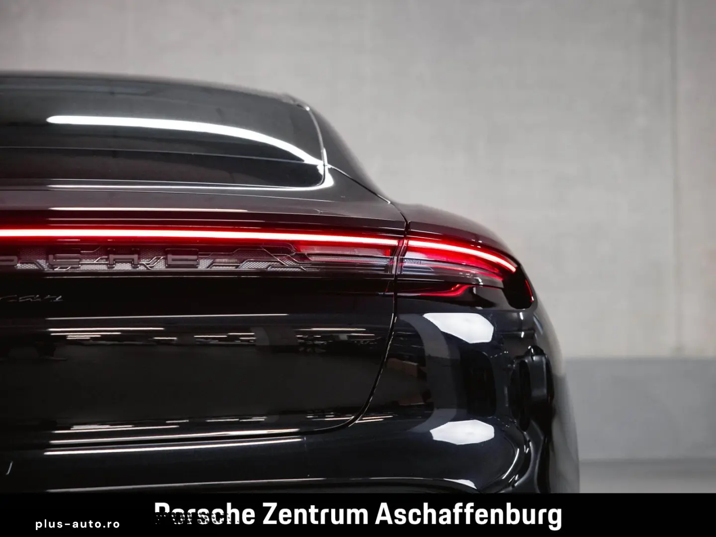 PORSCHE Taycan Performancebatterie  Panoramadach 4 1