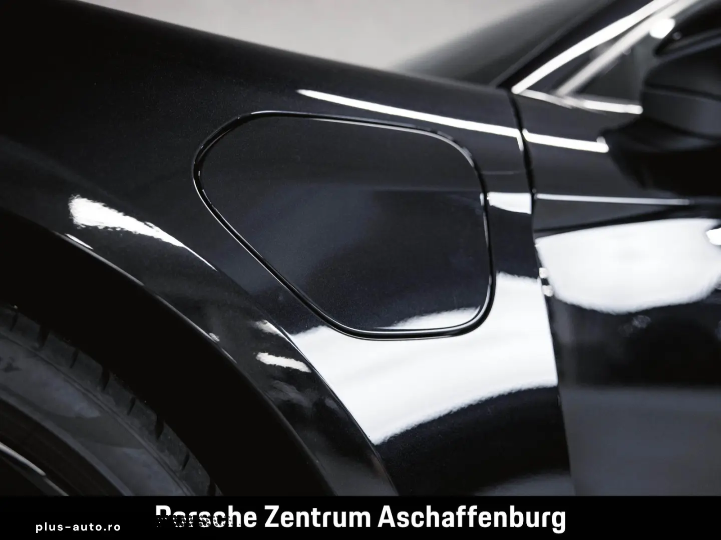 PORSCHE Taycan Performancebatterie  Panoramadach 4 1