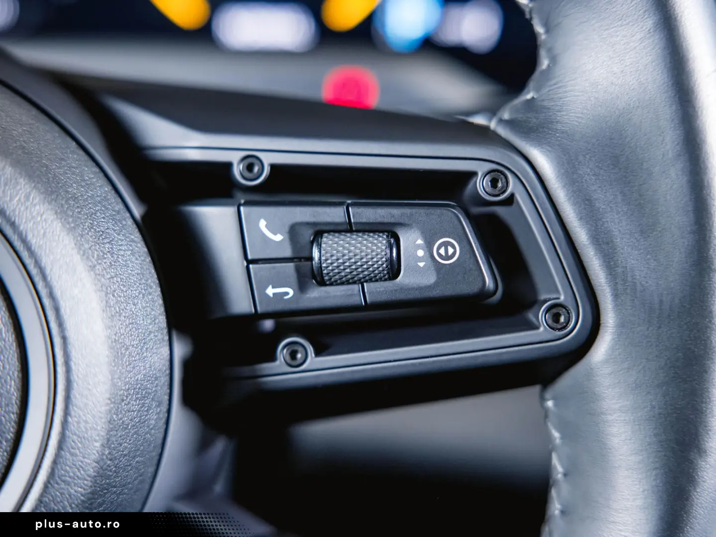 PORSCHE Taycan Performancebatterie  Panoramadach 4 1