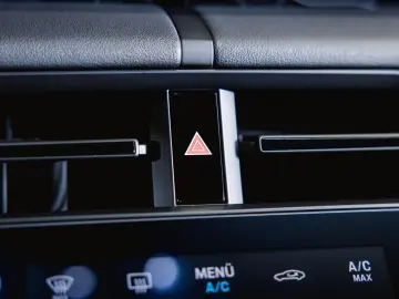 PORSCHE Taycan Performancebatterie  Panoramadach 4 1