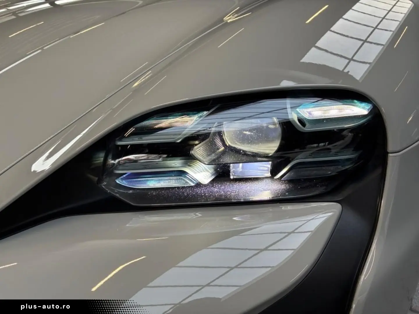 PORSCHE Taycan GTS GTS PANO BURM HinterachsL Carbon HuD