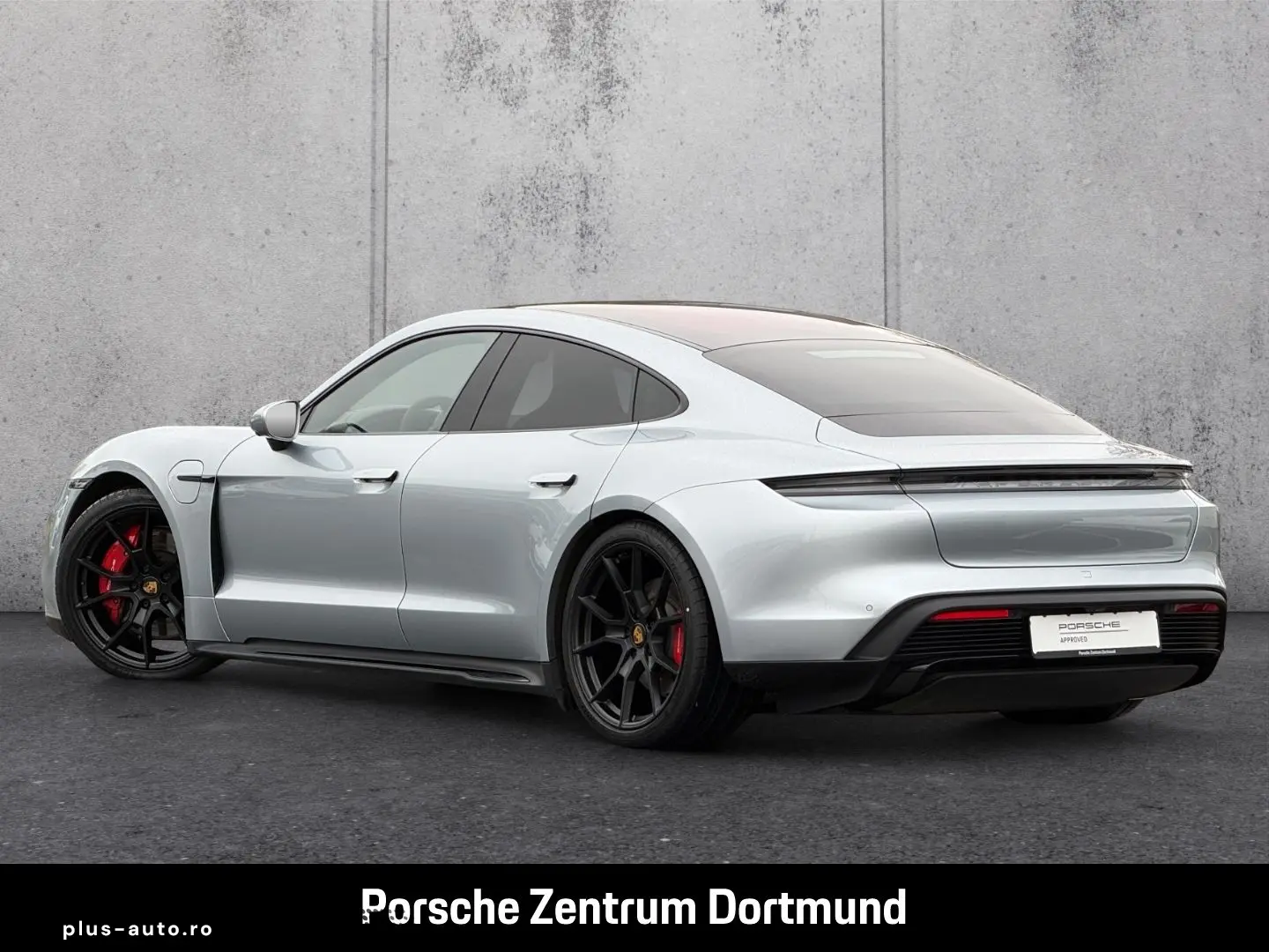 PORSCHE Taycan GTS HA-Lenkung Nachtsicht InnoDrive BOSE