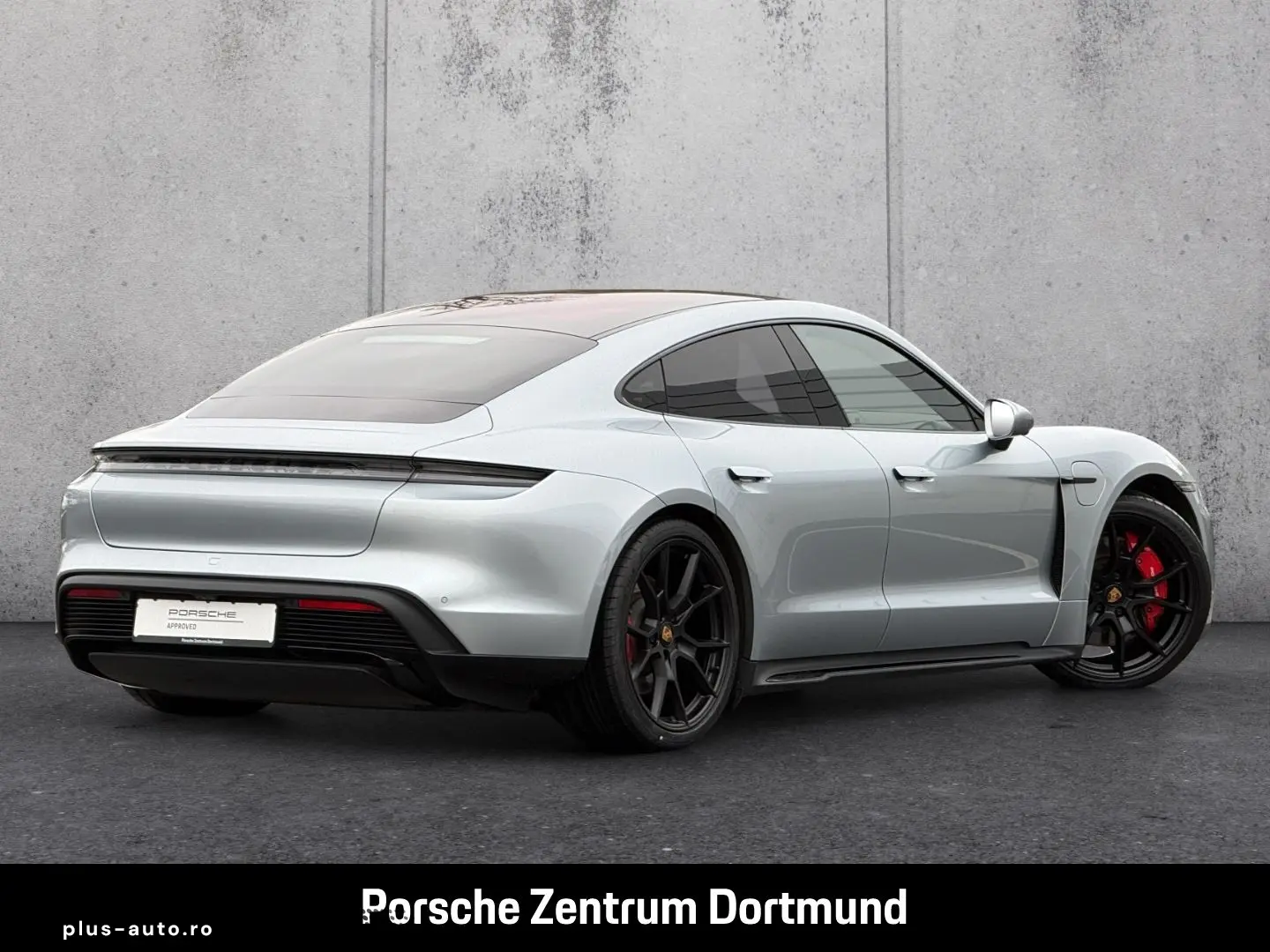 PORSCHE Taycan GTS HA-Lenkung Nachtsicht InnoDrive BOSE