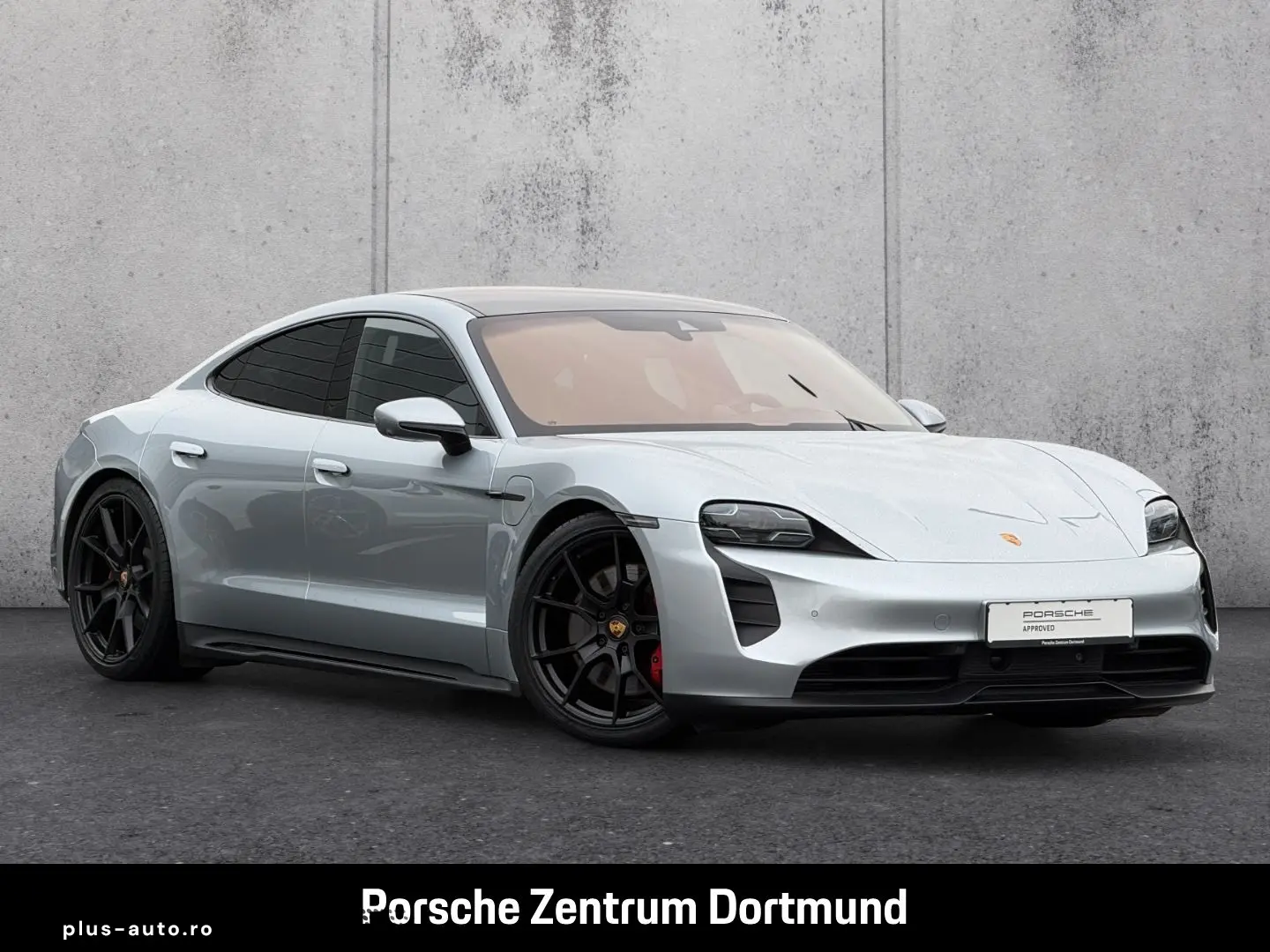 PORSCHE Taycan GTS HA-Lenkung Nachtsicht InnoDrive BOSE