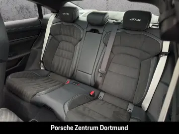 PORSCHE Taycan GTS HA-Lenkung Nachtsicht InnoDrive BOSE
