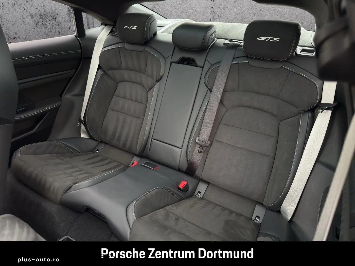 PORSCHE Taycan GTS HA-Lenkung Nachtsicht InnoDrive BOSE