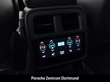 PORSCHE Taycan GTS HA-Lenkung Nachtsicht InnoDrive BOSE