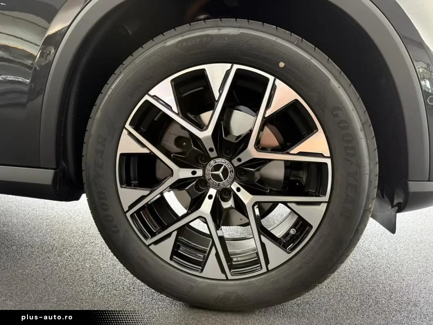 Mercedes-Benz GLC 200 AVANTGARDE AHK LED MEMORY