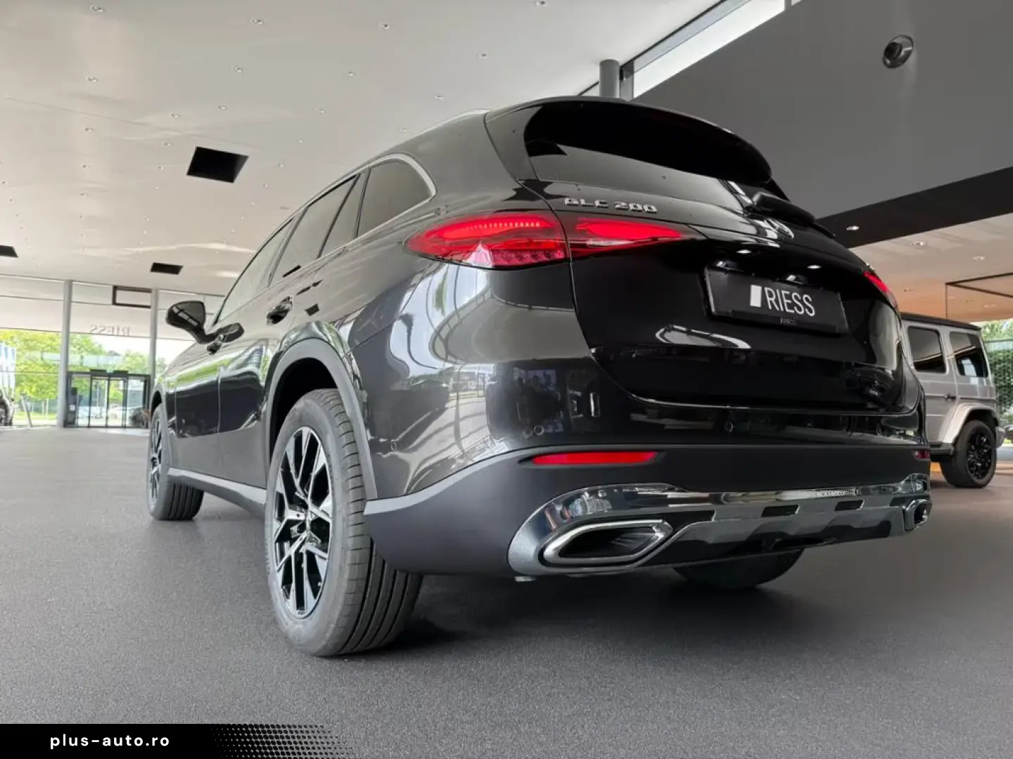 Mercedes-Benz GLC 200 AVANTGARDE AHK LED MEMORY