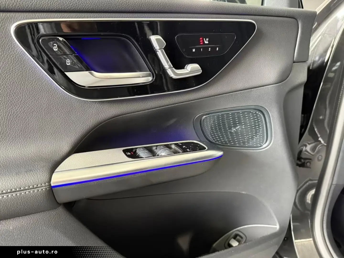 Mercedes-Benz GLC 200 AVANTGARDE AHK LED MEMORY