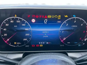 MERCEDES-BENZ GLC 220 d 4M Coupé AVANTGARDE AHK LED KAM