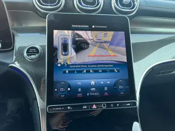 MERCEDES-BENZ GLC 300 4Matic AMG LEDER 360  MBUX AHK