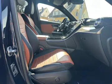 MERCEDES-BENZ GLC 300 4Matic AMG LEDER 360  MBUX AHK