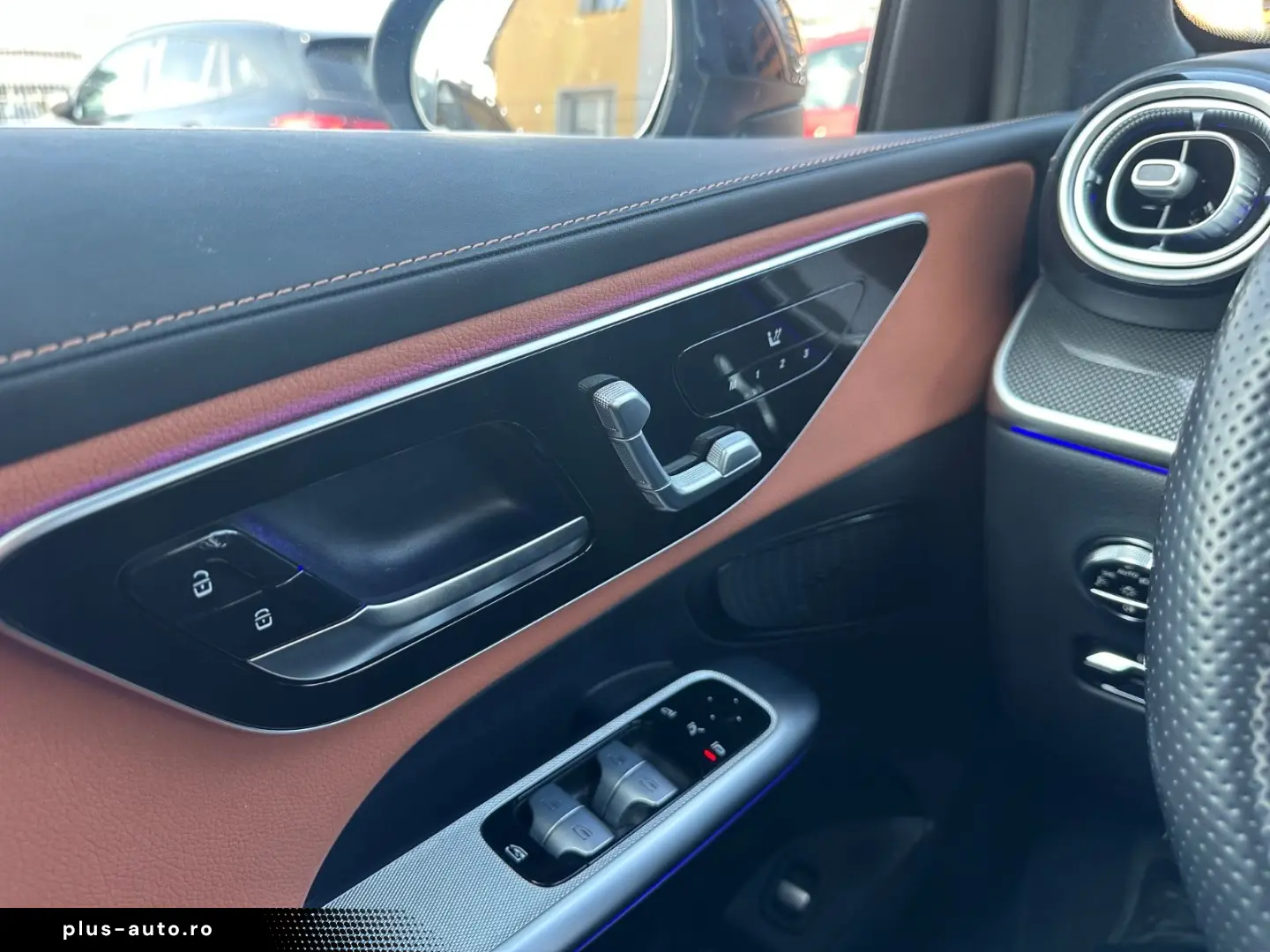 MERCEDES-BENZ GLC 300 4Matic AMG LEDER 360  MBUX AHK