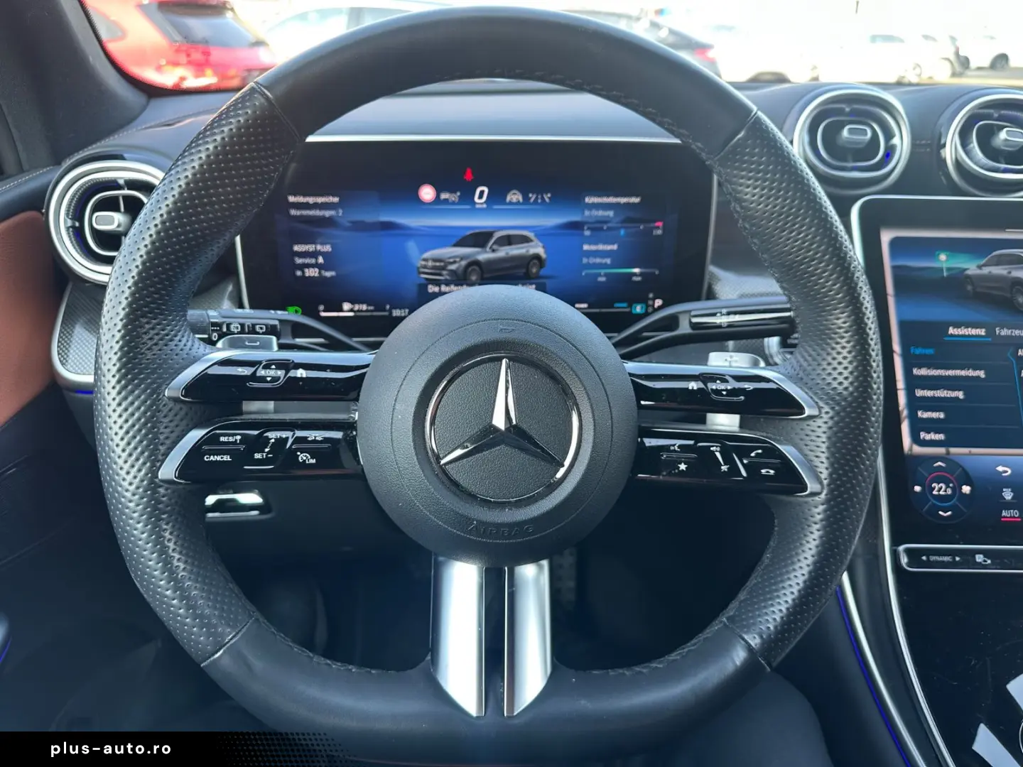 MERCEDES-BENZ GLC 300 4Matic AMG LEDER 360  MBUX AHK