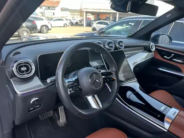 MERCEDES-BENZ GLC 300 4Matic AMG LEDER 360  MBUX AHK