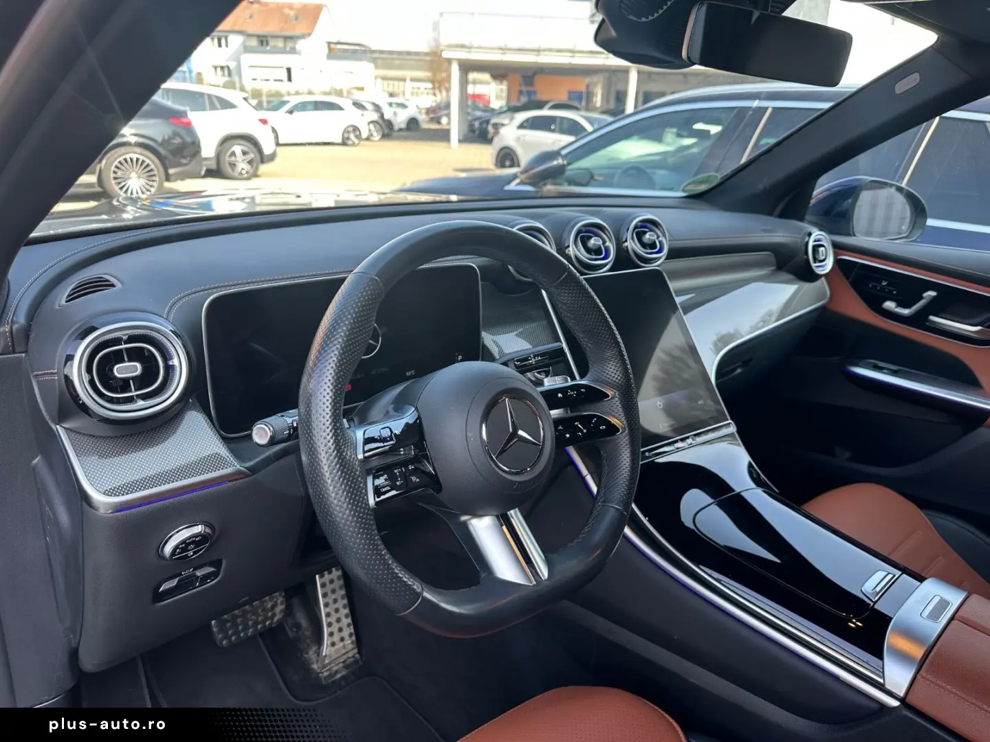 MERCEDES-BENZ GLC 300 4Matic AMG LEDER 360  MBUX AHK