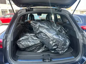 MERCEDES-BENZ GLC 300 4Matic AMG LEDER 360  MBUX AHK