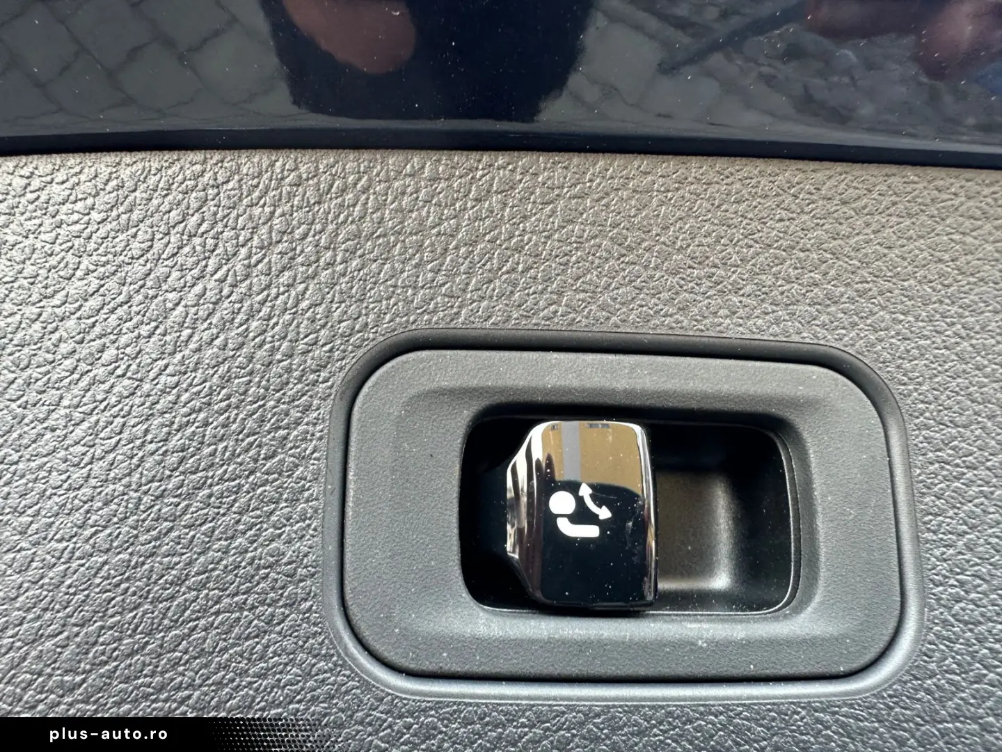 MERCEDES-BENZ GLC 300 4Matic AMG LEDER 360  MBUX AHK