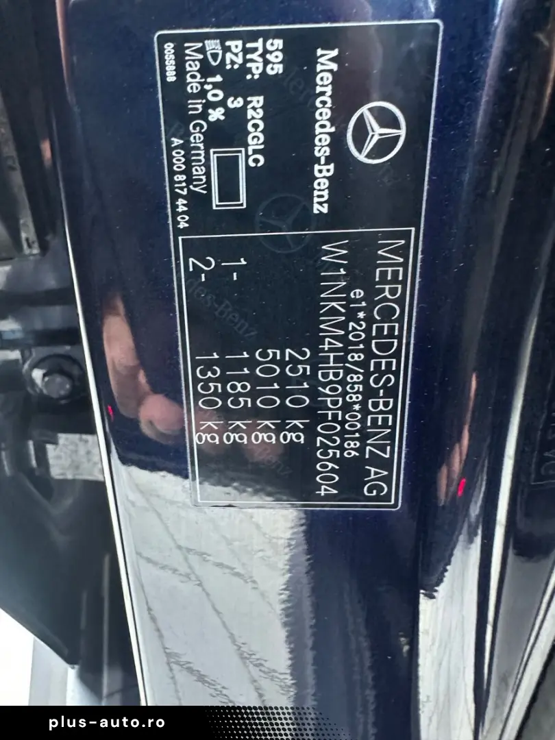 MERCEDES-BENZ GLC 300 4Matic AMG LEDER 360  MBUX AHK