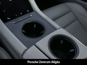 PORSCHE Taycan GTS InnoDrive Surround-View BOSE 21-Zoll