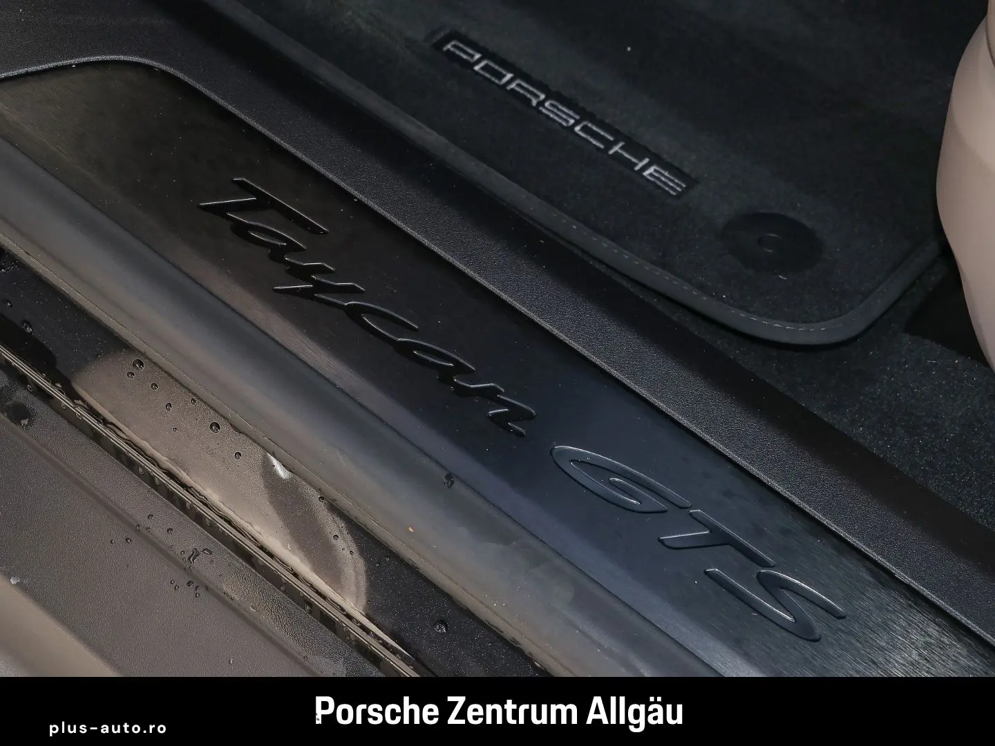 PORSCHE Taycan GTS InnoDrive Surround-View BOSE 21-Zoll