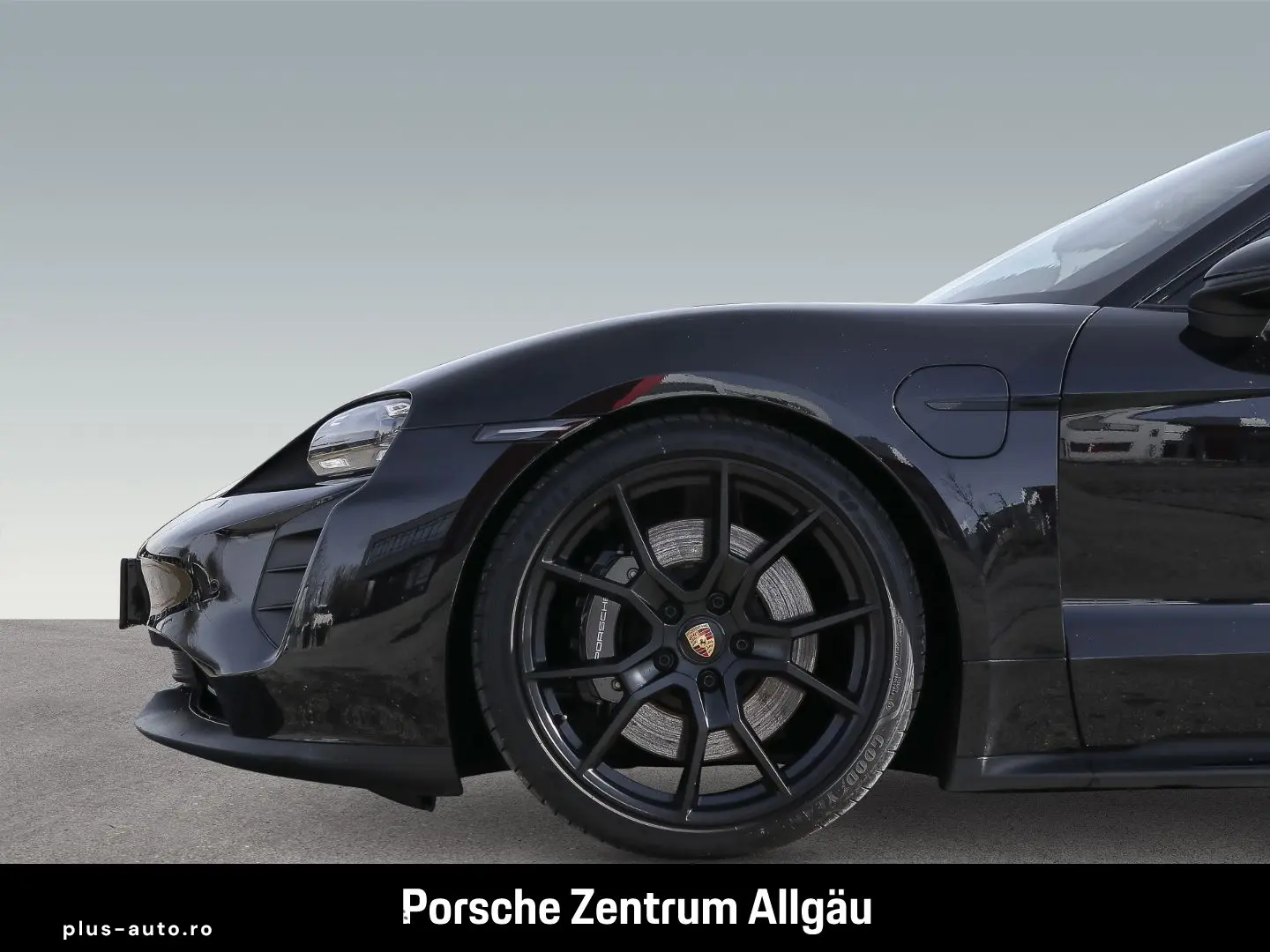 PORSCHE Taycan GTS InnoDrive Surround-View BOSE 21-Zoll