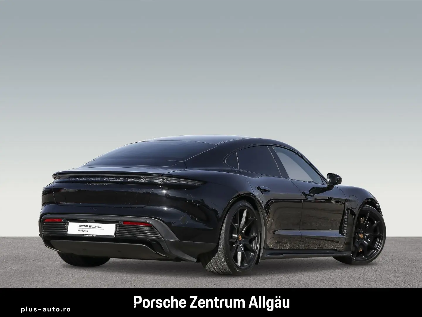 PORSCHE Taycan GTS InnoDrive Surround-View BOSE 21-Zoll