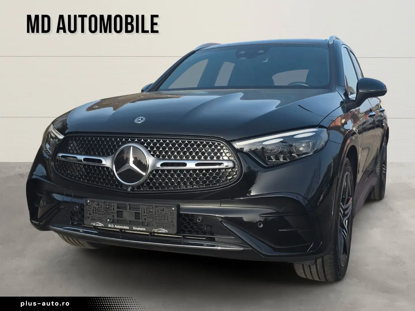 MERCEDES-BENZ GLC 220 d 4Matic AMG LINE Pano Burmester