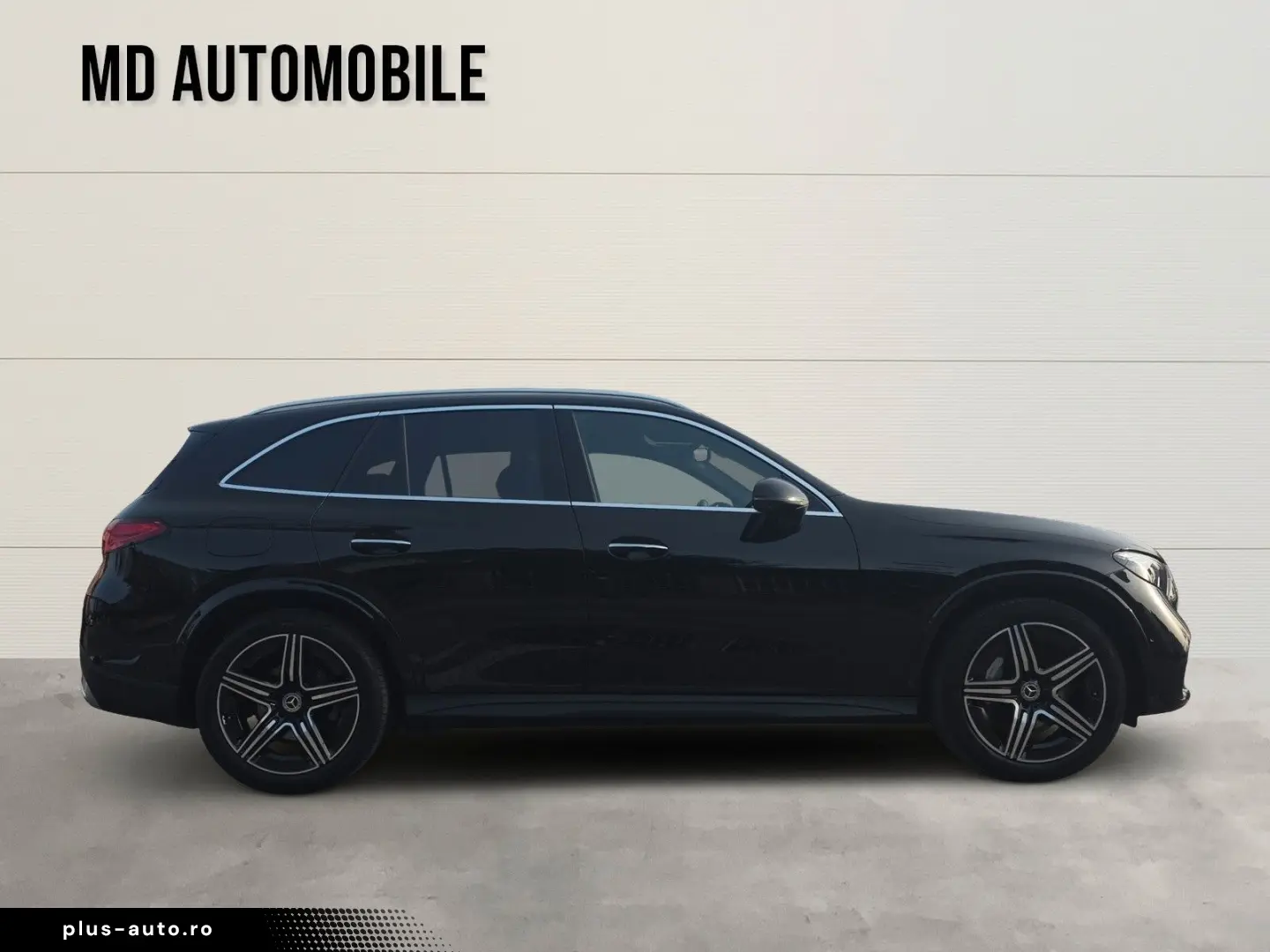 MERCEDES-BENZ GLC 220 d 4Matic AMG LINE Pano Burmester