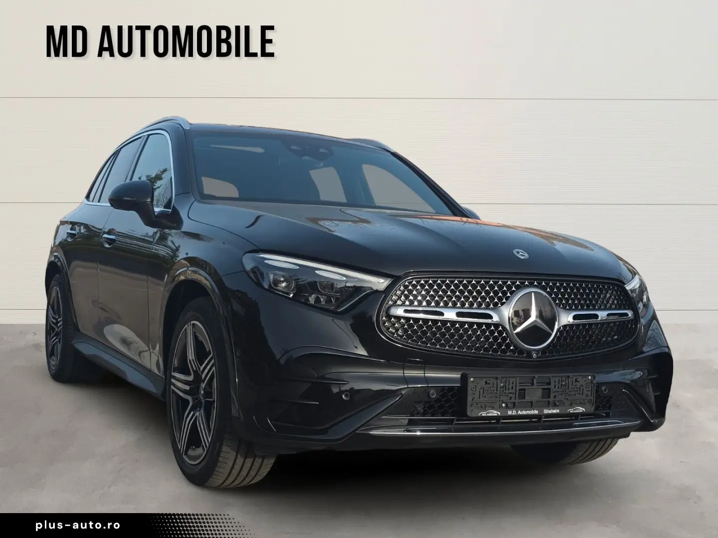 MERCEDES-BENZ GLC 220 d 4Matic AMG LINE Pano Burmester