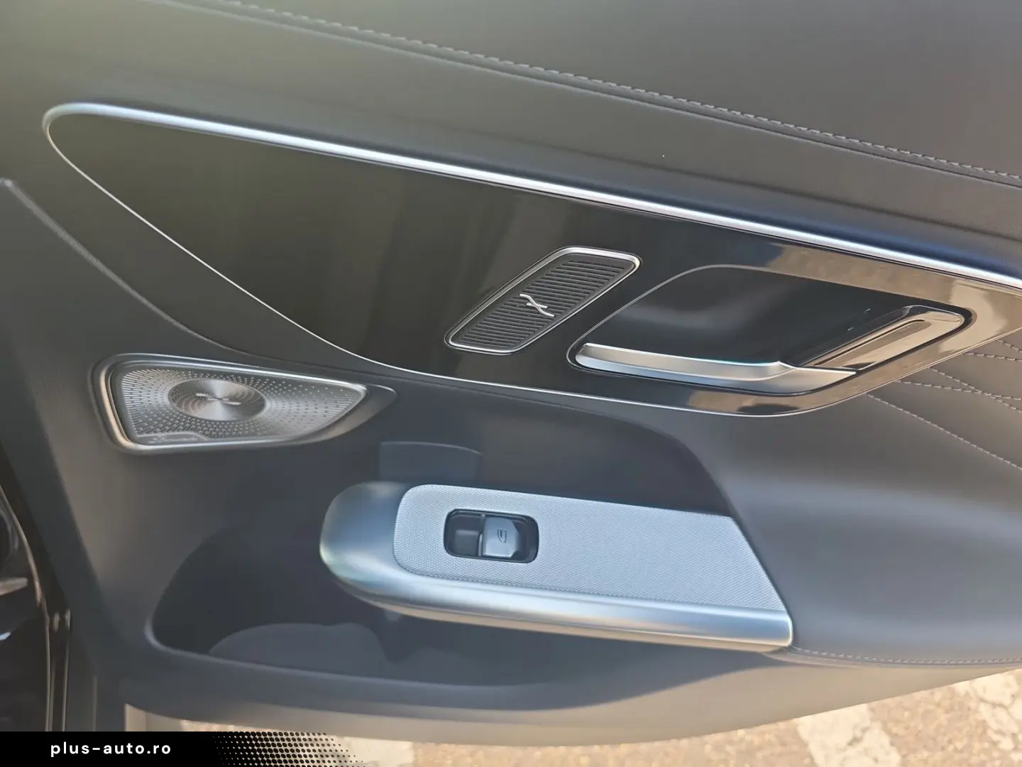 MERCEDES-BENZ GLC 220 d 4Matic AMG LINE Pano Burmester