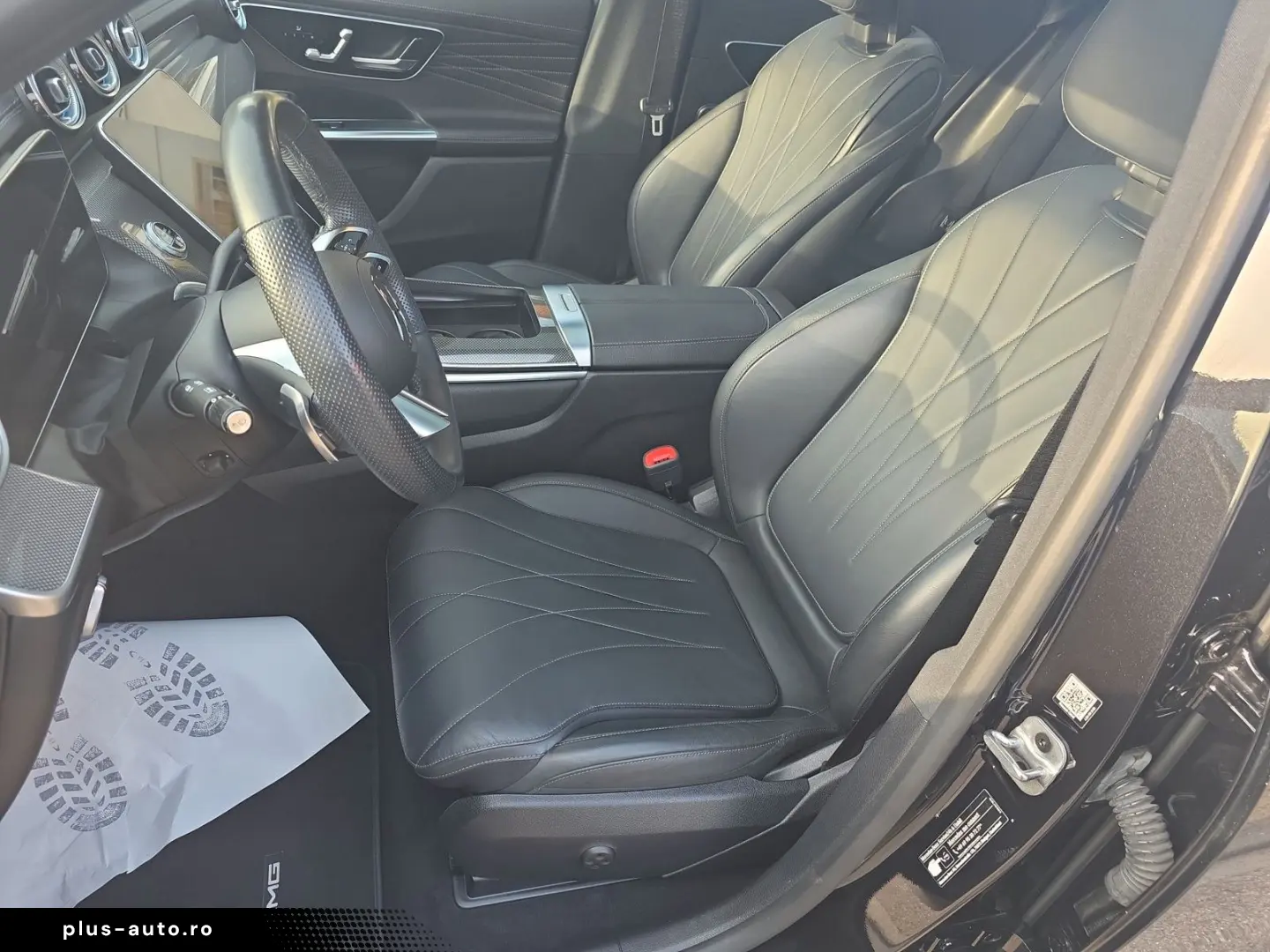 MERCEDES-BENZ GLC 220 d 4Matic AMG LINE Pano Burmester