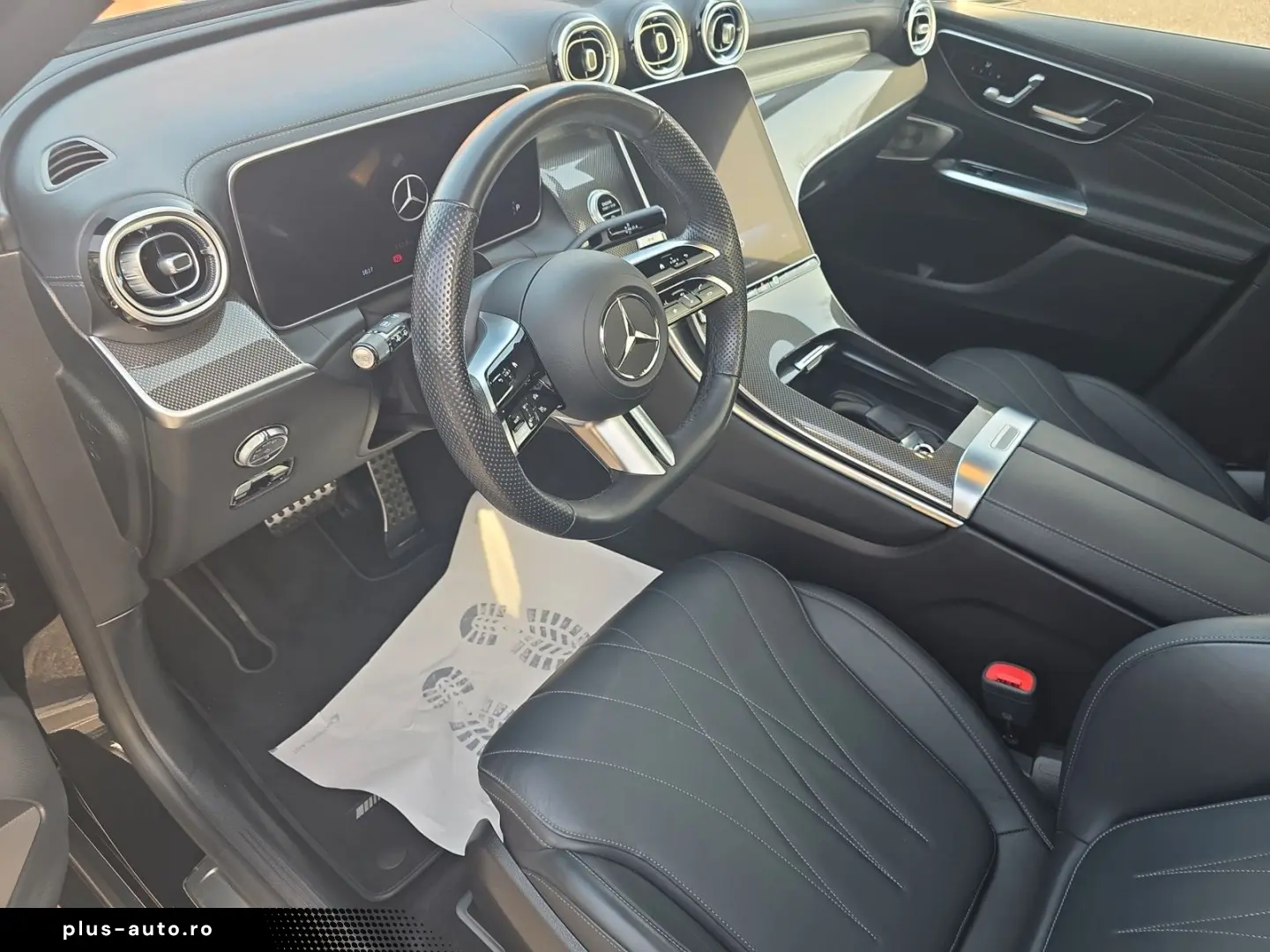 MERCEDES-BENZ GLC 220 d 4Matic AMG LINE Pano Burmester