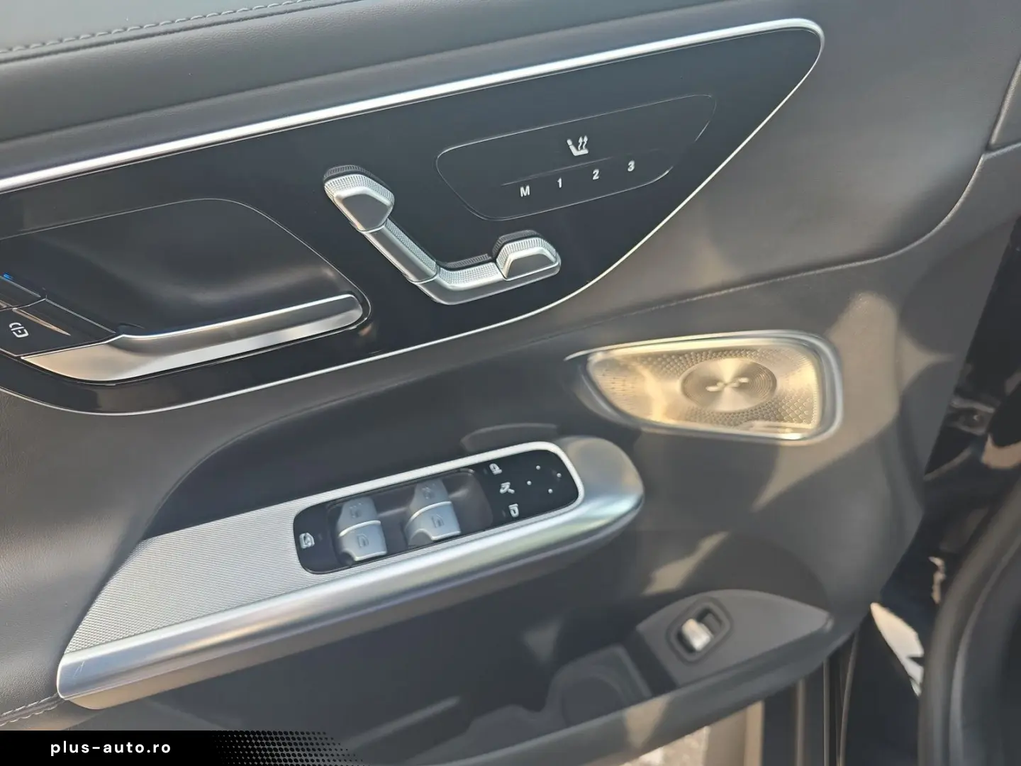 MERCEDES-BENZ GLC 220 d 4Matic AMG LINE Pano Burmester