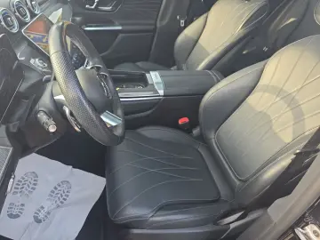 MERCEDES-BENZ GLC 220 d 4Matic AMG LINE Pano Burmester