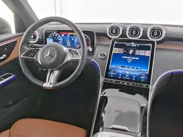 Mercedes-Benz GLC 220 d 4MATIC AHK DISTRONIC LED