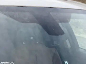 BMW Seria 3 318d Edition Luxury Line Purity