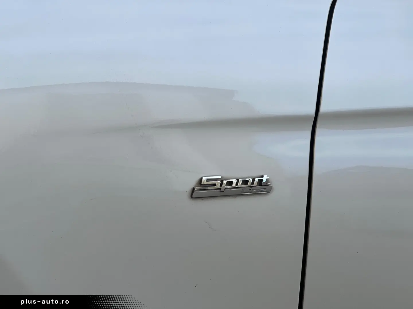 BMW Seria 3 318d Edition Luxury Line Purity