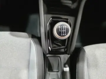 RENAULT CLIO 1.0 TCe 90 EVOLUTION