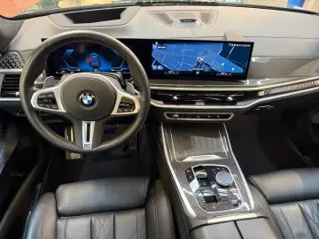 BMW X7 M60 i xDrive M Sport