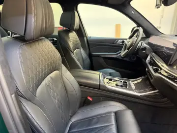 BMW X7 M60 i xDrive M Sport