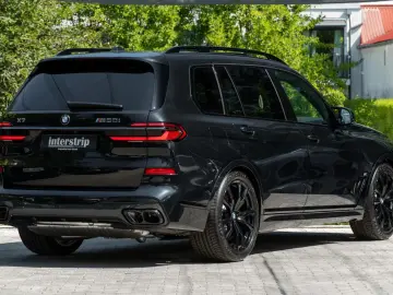 BMW X7 M60