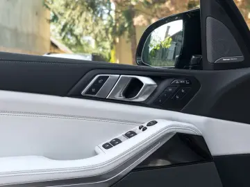 BMW X7 M60