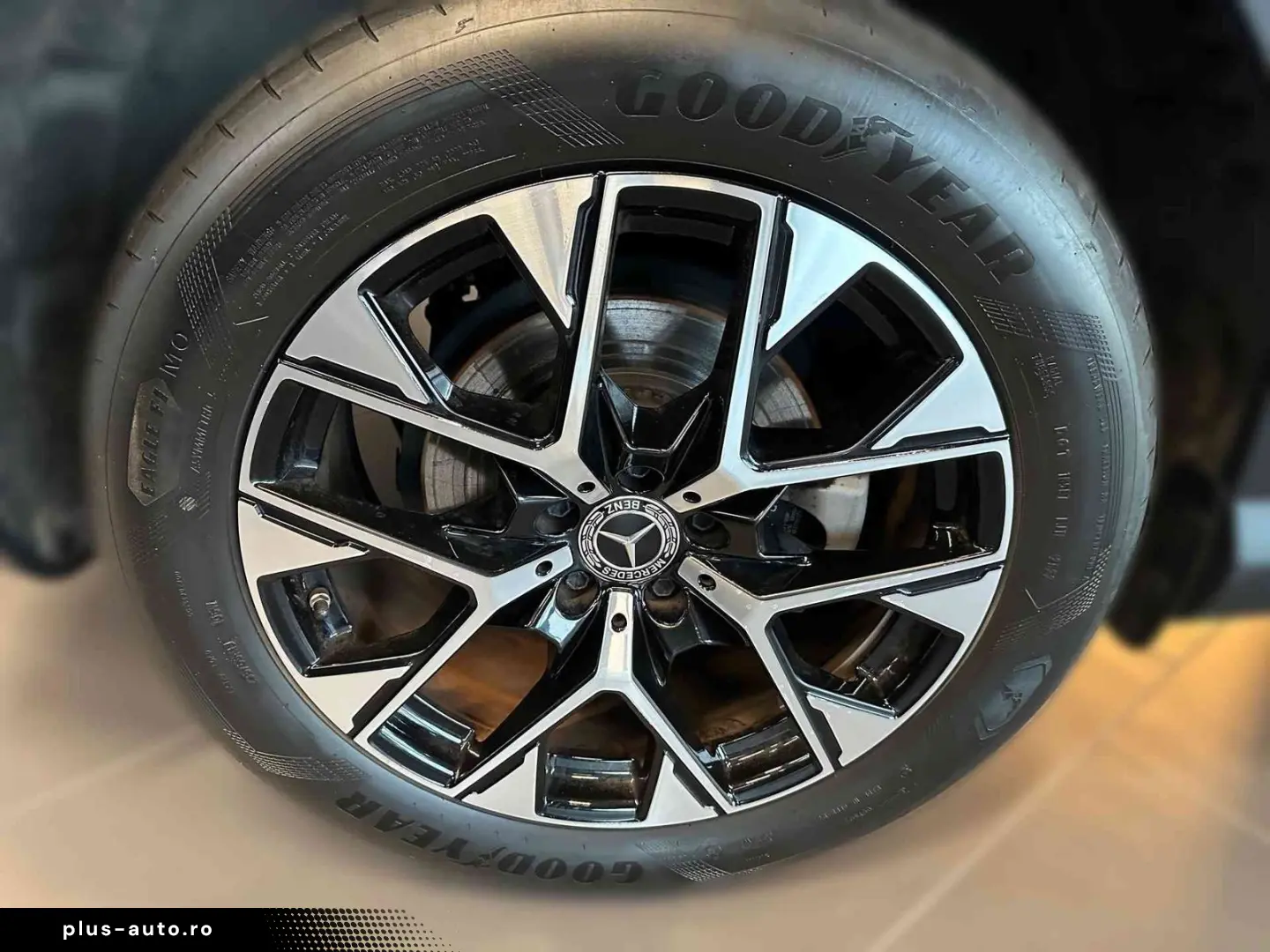 MERCEDES-BENZ GLC 220 d 4M AVANTGARDE Pano Memory Di&hellip;