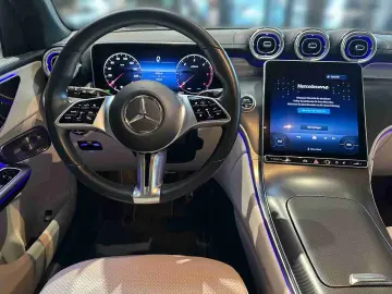 MERCEDES-BENZ GLC 220 d 4M AVANTGARDE Pano Memory Di&hellip;