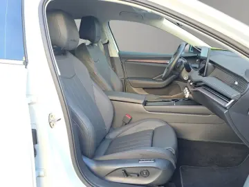SKODA Superb TDI DSG 4x4 L&K CANTON LEDER AHK SITZBLF