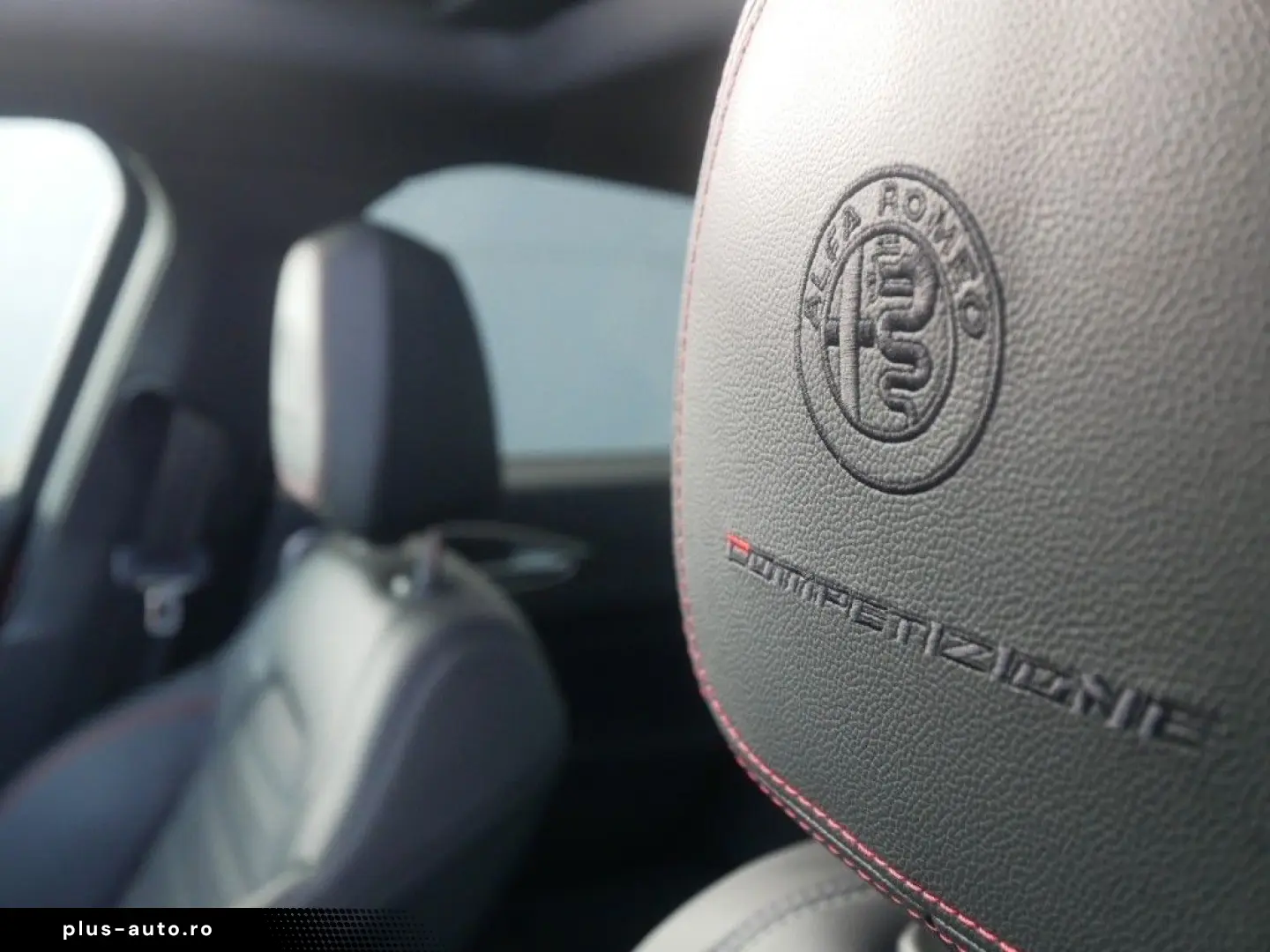 ALFA ROMEO Giulia COMPETIZIONE 2.0 TURBO 16V 280 PS AT8 Q4